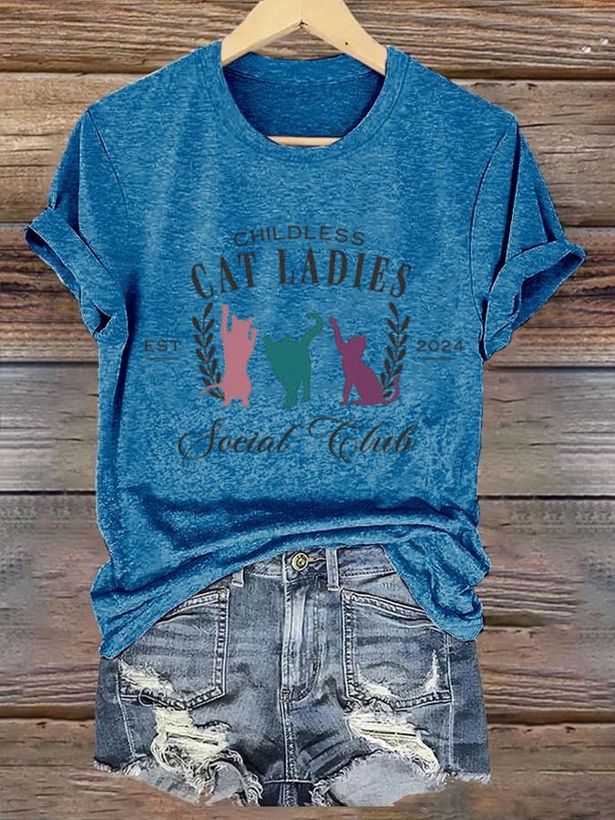 Women's Childless Cat Lady Print T-Shirt