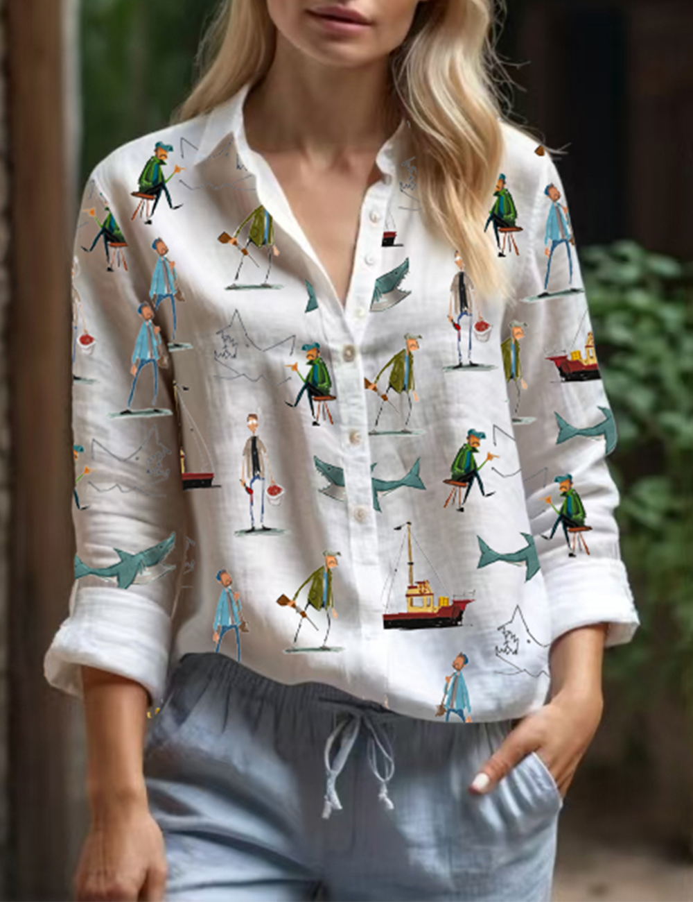 Women‘s Jaws Inspired Shirt