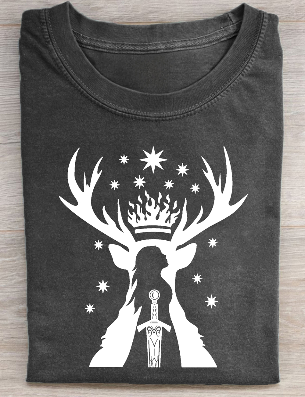 Throne Of Glass Book Art T-Shirt