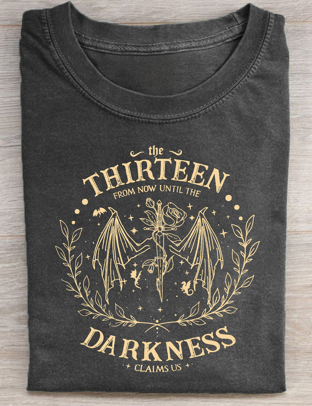 Retro The Thirteen Throne Of Glass T-Shirt