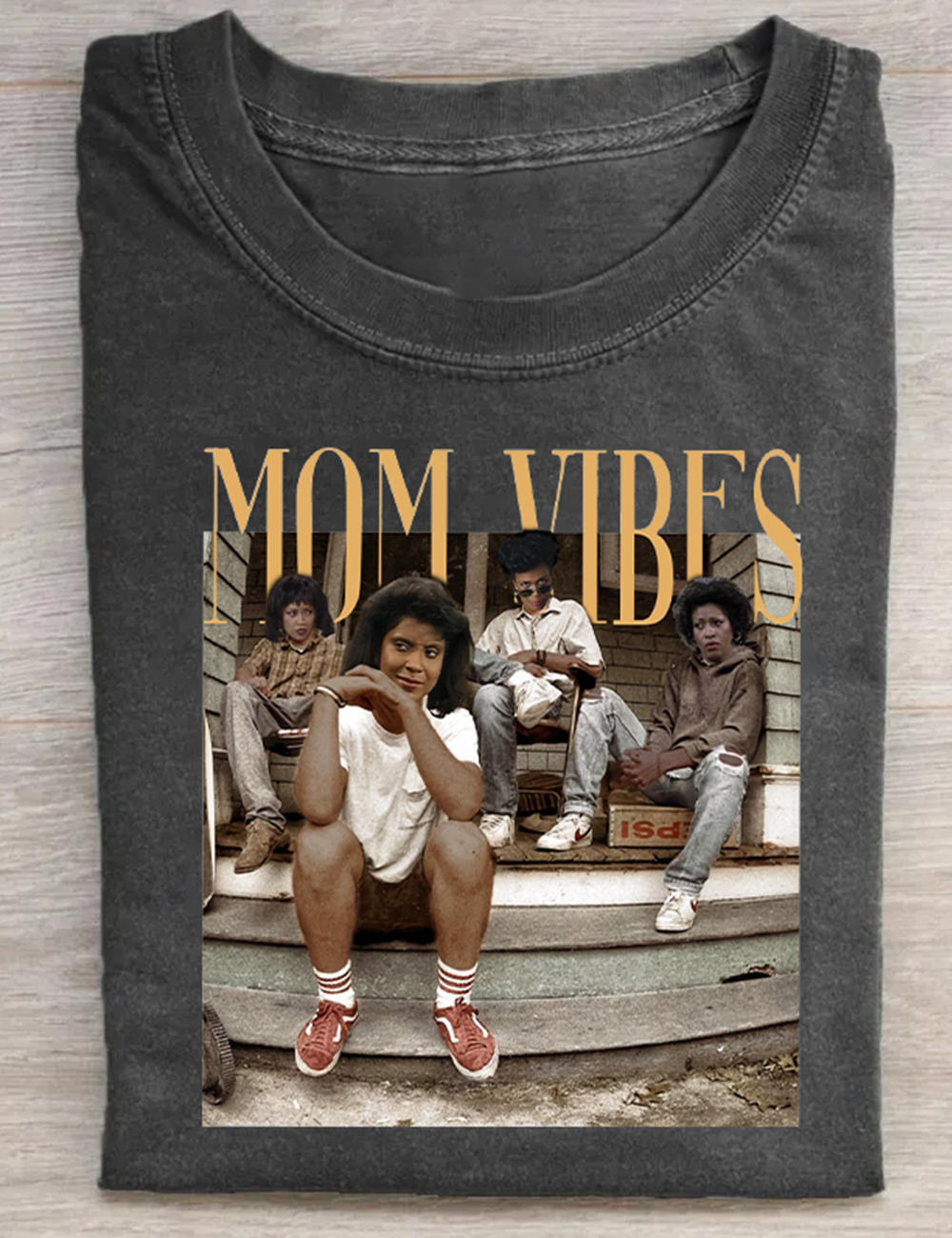 Black Woman Retro 90’s Mom Vibes T-Shirt