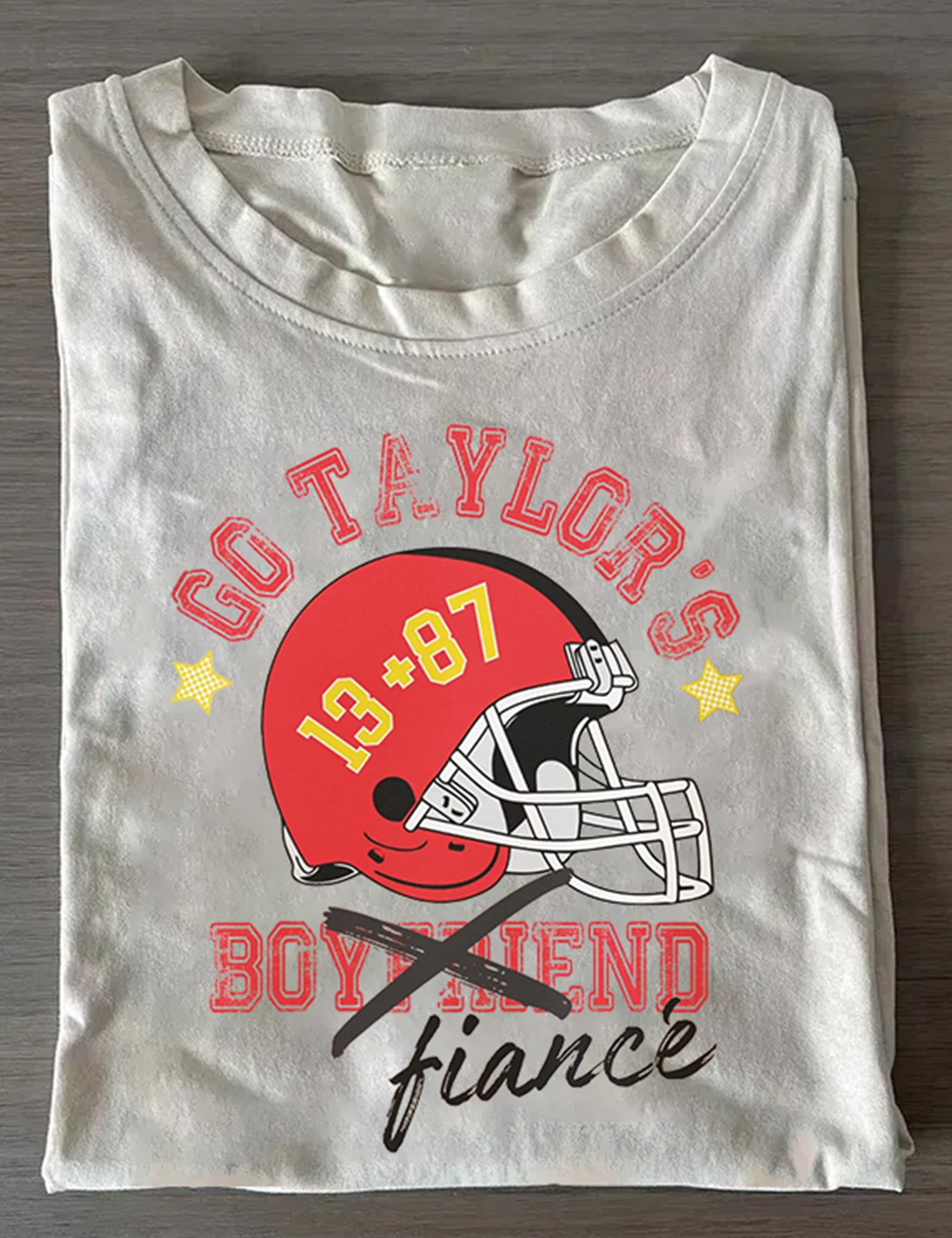 Go Taylor’s Boyfriend Swift And Kelcel Retro Fan T-Shirt