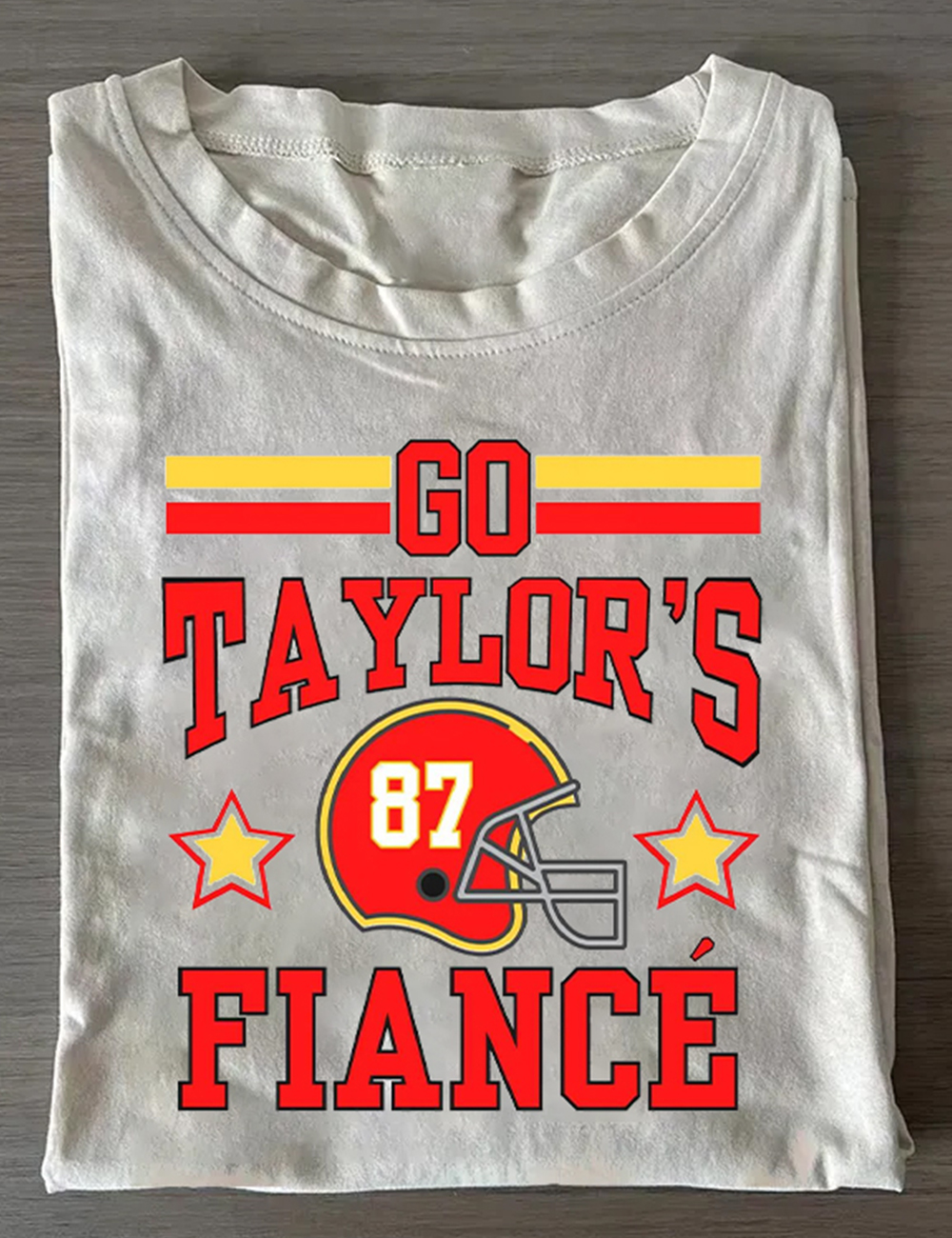 Go Taylors Fiance Retro Fan T-Shirt