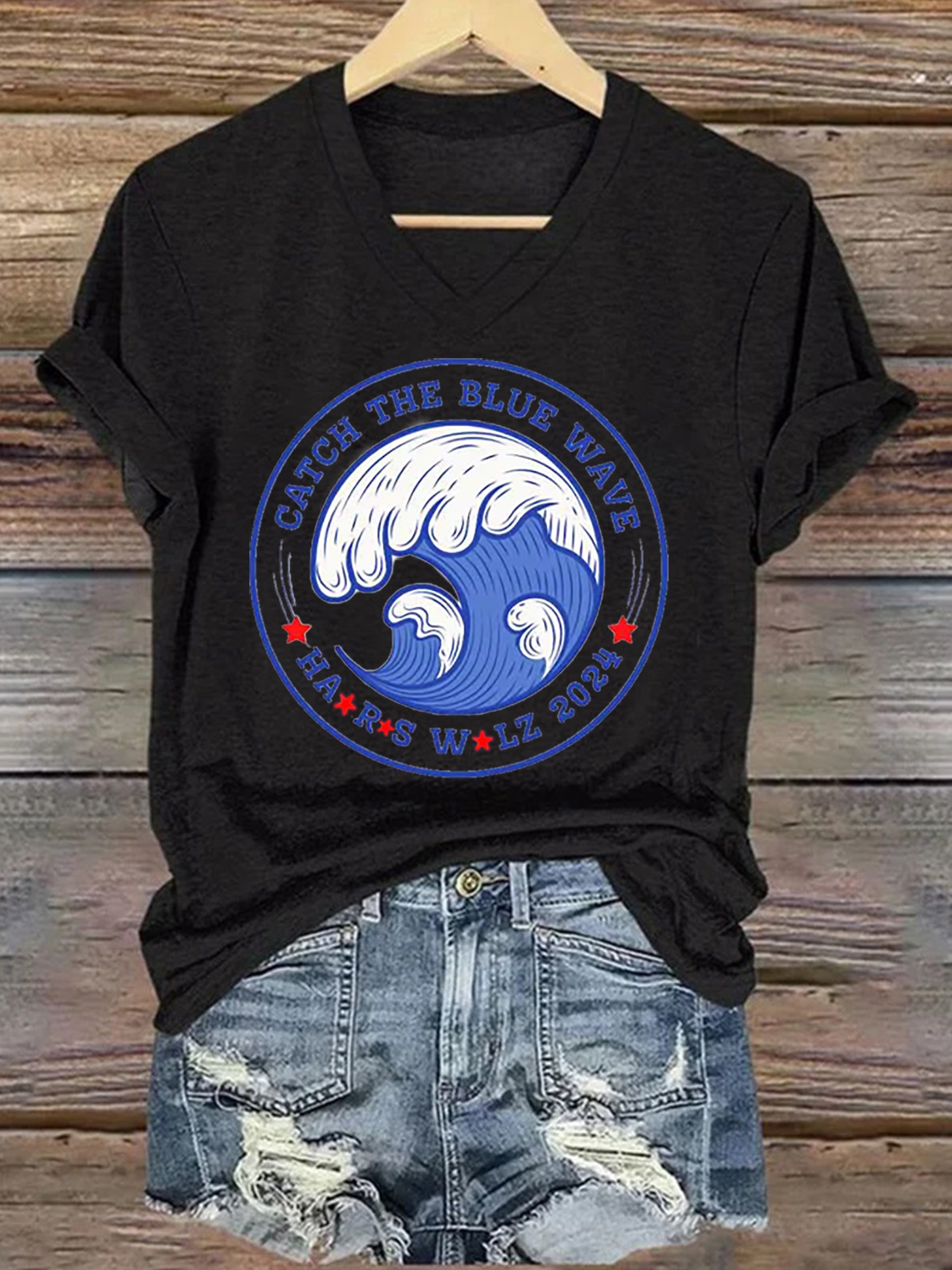 Women's La Catch The Blue Wave Printed Short-Sleeved T-Shirt