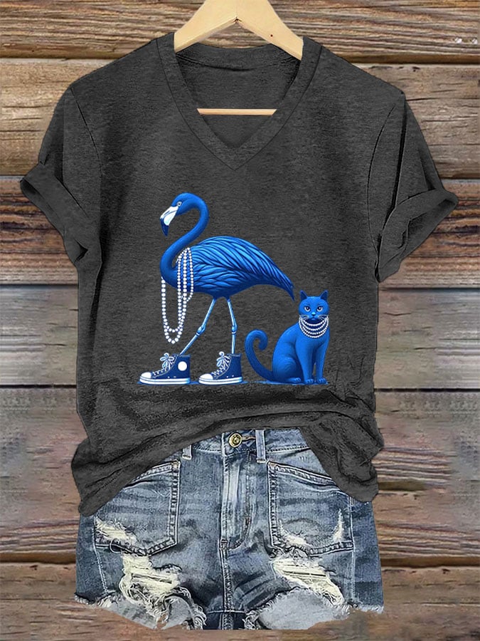 Women's Pearl Necklace Canvas Shoes Flamingo & Pearl Necklace Blue Cat Print Casual V-Neck T-Shirt