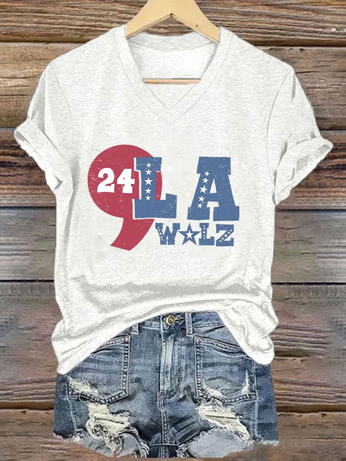 Women's Comma La And Walz Print V-Neck T-Shirt