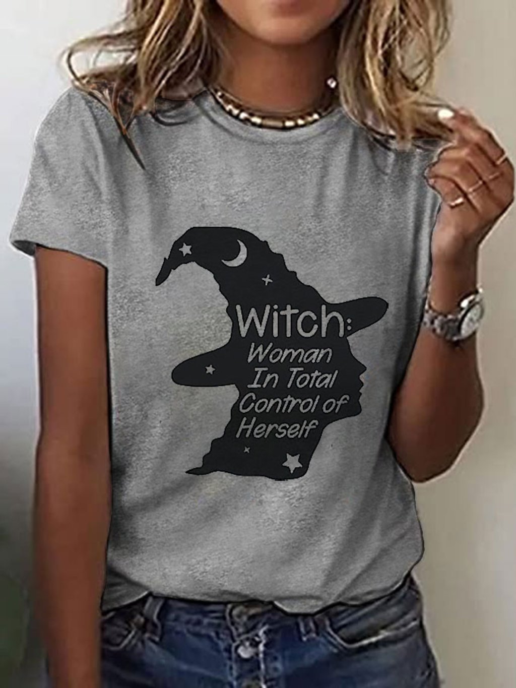 Women's Witch Woman In Total Control Herself Powherful Print T-Shirt
