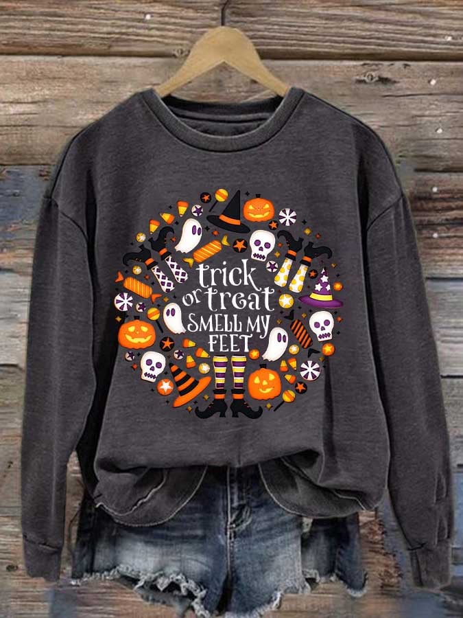 Women's Trick Or Treat Print Round Neck Sweatshirt