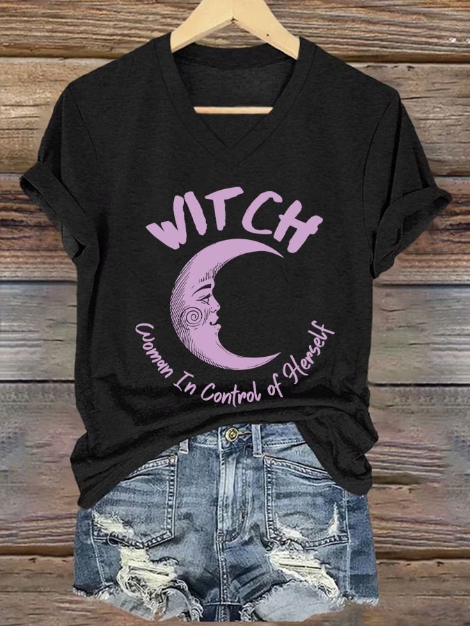 Women's Witch Woman In Total Control Of Herself Print V Neck T-shirt