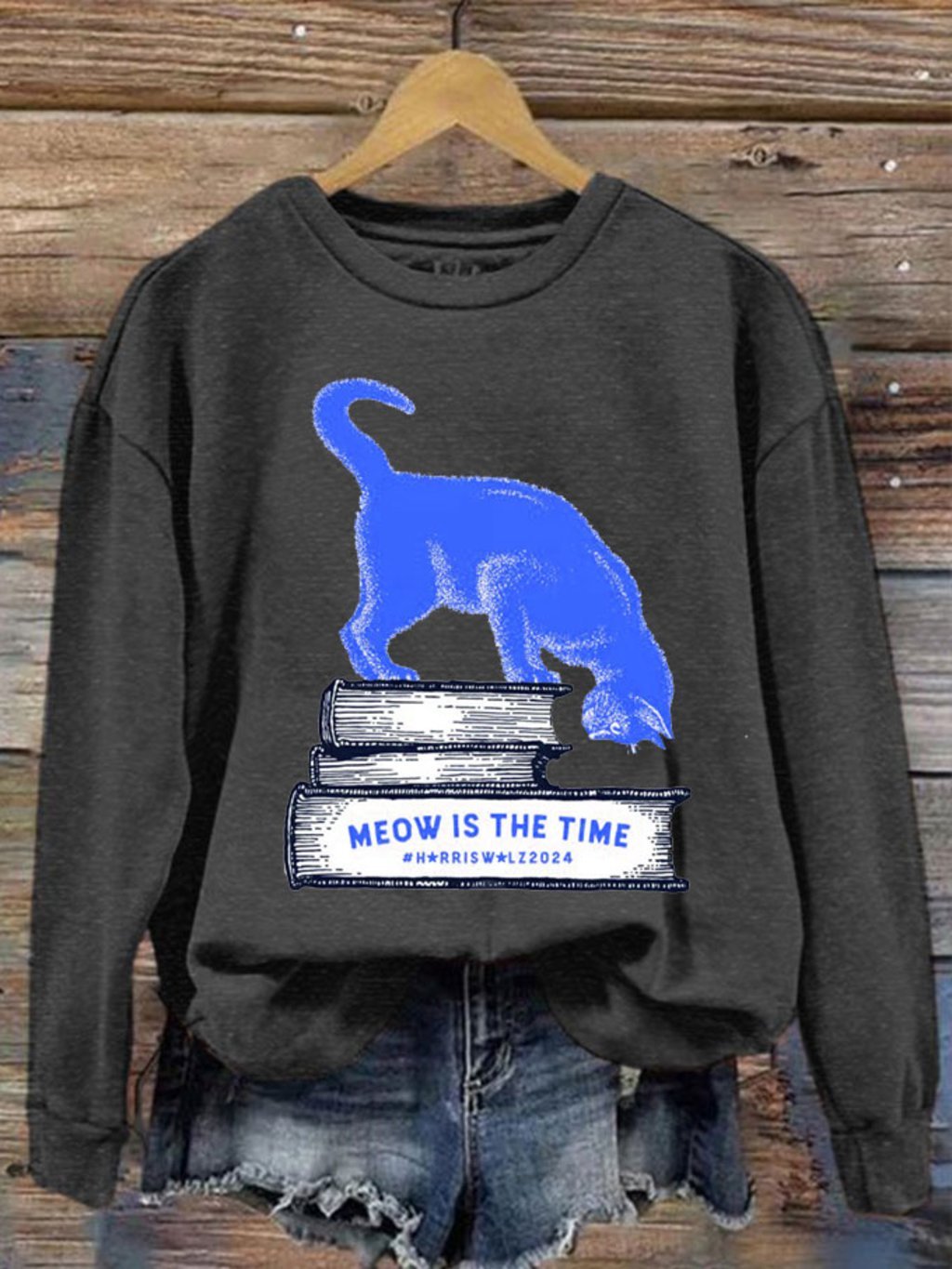 Women's Meow Is The Time Comma La Cat Printed Sweatshirt