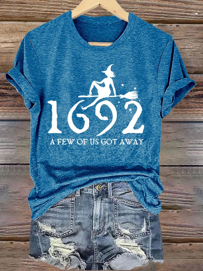 Retro Salem Witch 1692 A Few Of Us Got Away Print T-Shirt