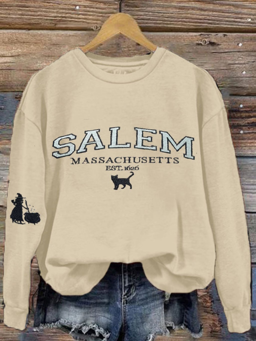 Women's Halloween Salem Witch Black Cat Printed Sweatshirt