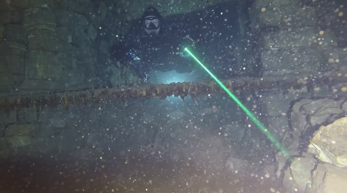 XTAR Pointer DL1 Dive Light