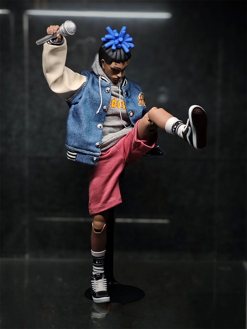 XXX Standard Version Action Figure with Streetwear and Double Magnetic Heads 