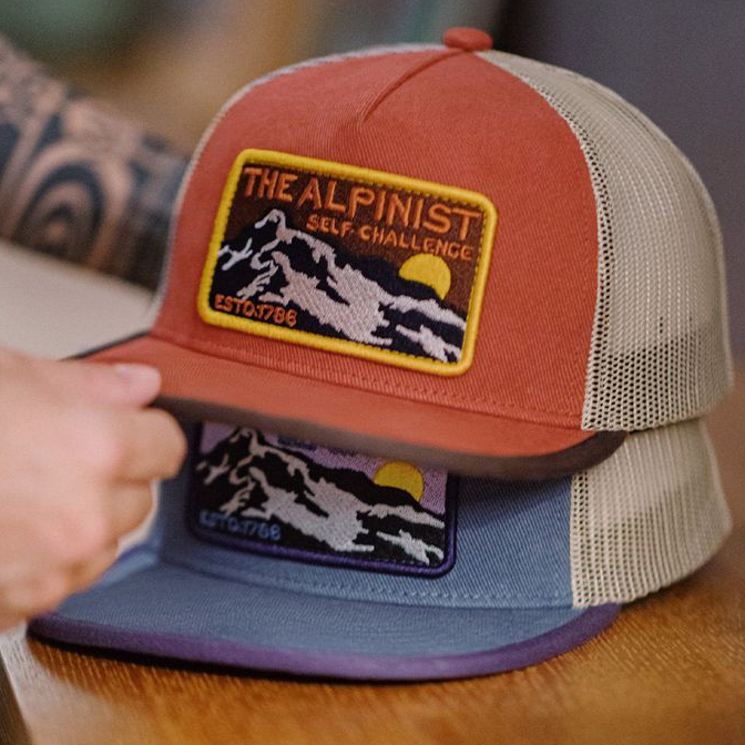 美式復古撞色拼接平沿棒球帽刺繡透氣網眼鴨舌帽男女