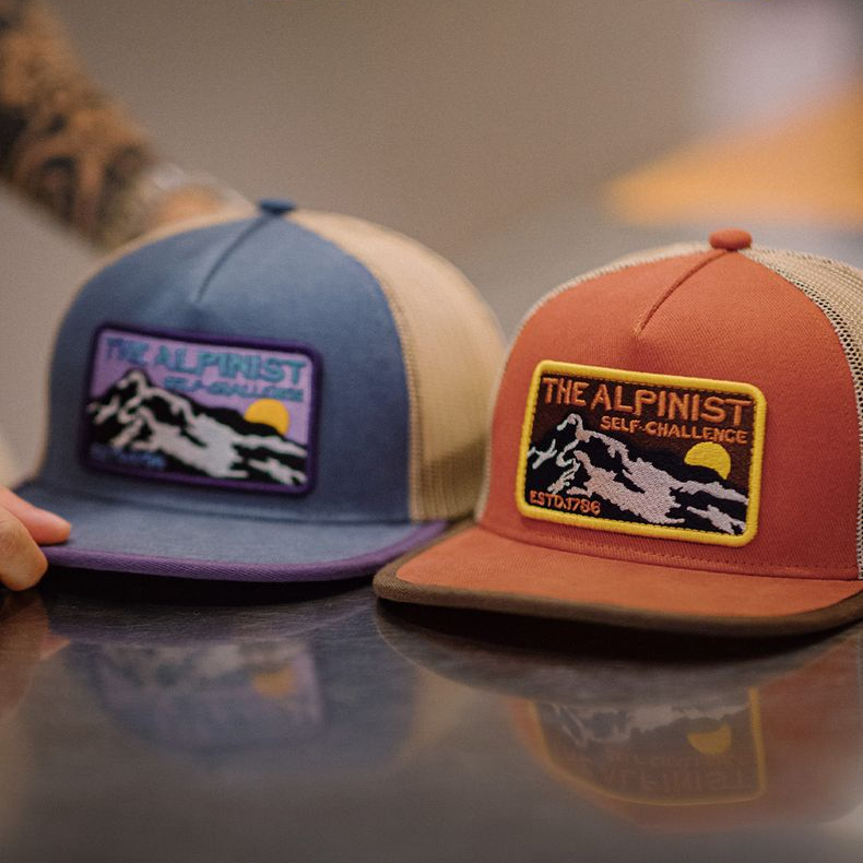 美式復古撞色拼接平沿棒球帽刺繡透氣網眼鴨舌帽男女