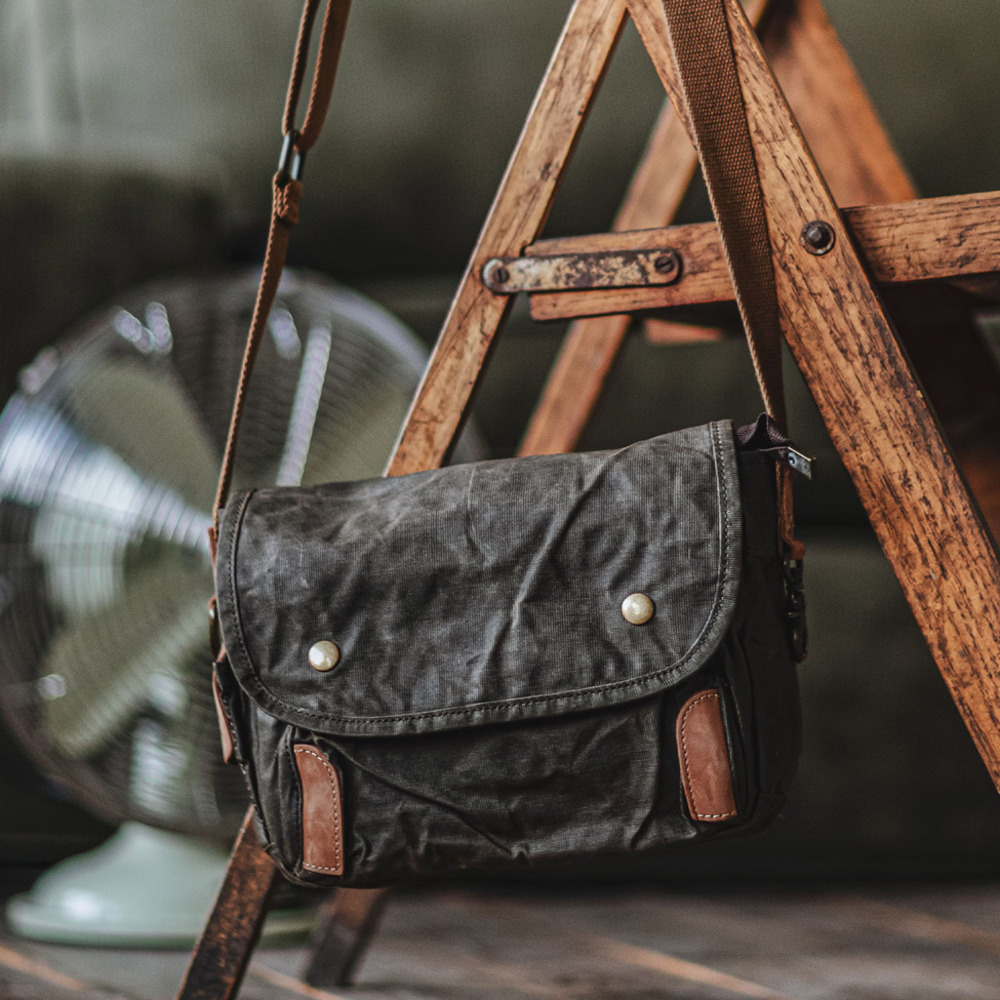 復古油臘防水帆布郵差包 阿美咔叽做舊工裝單肩包通勤斜挎包