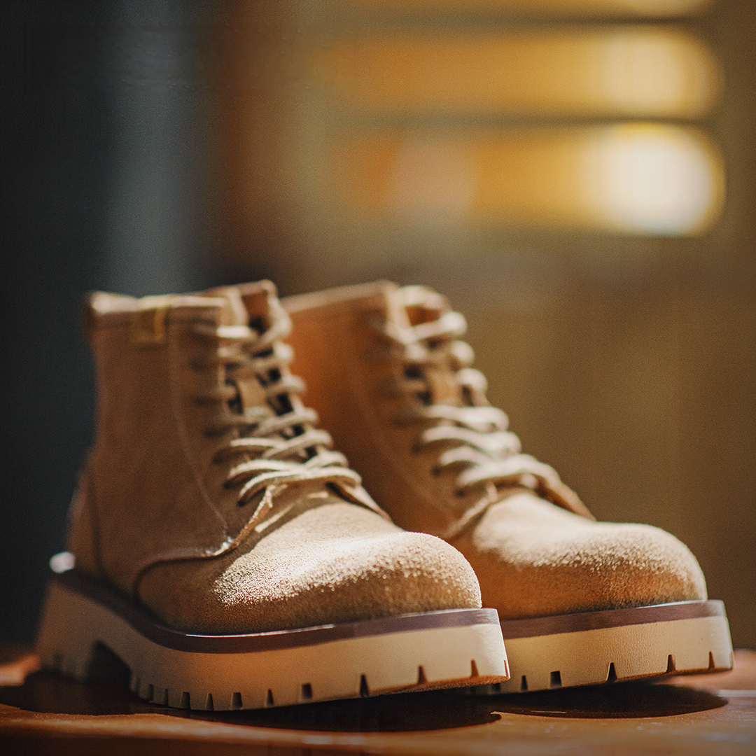 2025年秋冬新款男士中幫真牛皮馬丁靴厚底美式復古休閒工裝靴