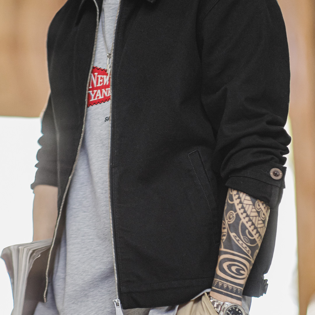 美式教練夾克翻領痞帥硬挺重磅短款黑色廓形純棉外套男秋