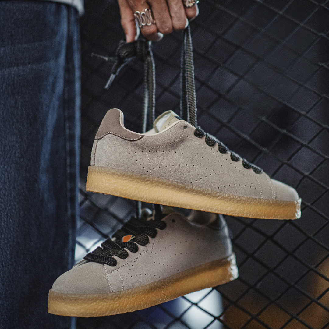 2025夏季新款男士純灰色復古做舊休閒鞋納瓦霍百搭厚底板鞋子