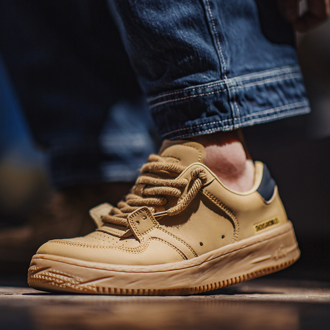 工裝鞋男士冬季新款低幫厚底大黃靴輕便軟底美式復古休閒板鞋