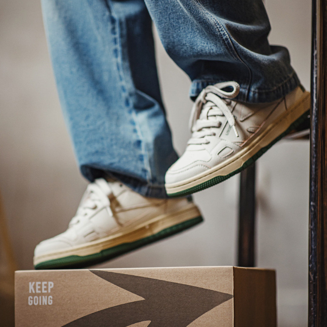 烏托邦休閒復古板鞋男2026新款百搭高級感軟底低幫潮鞋小白鞋