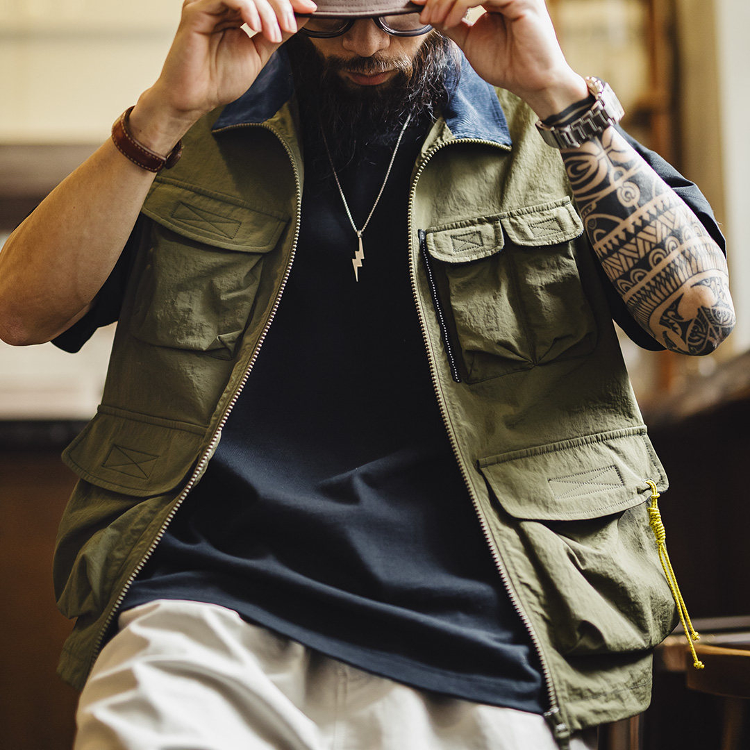 美式山系戶外馬甲軍綠色gorpcore輕薄背心徒步外套男款春