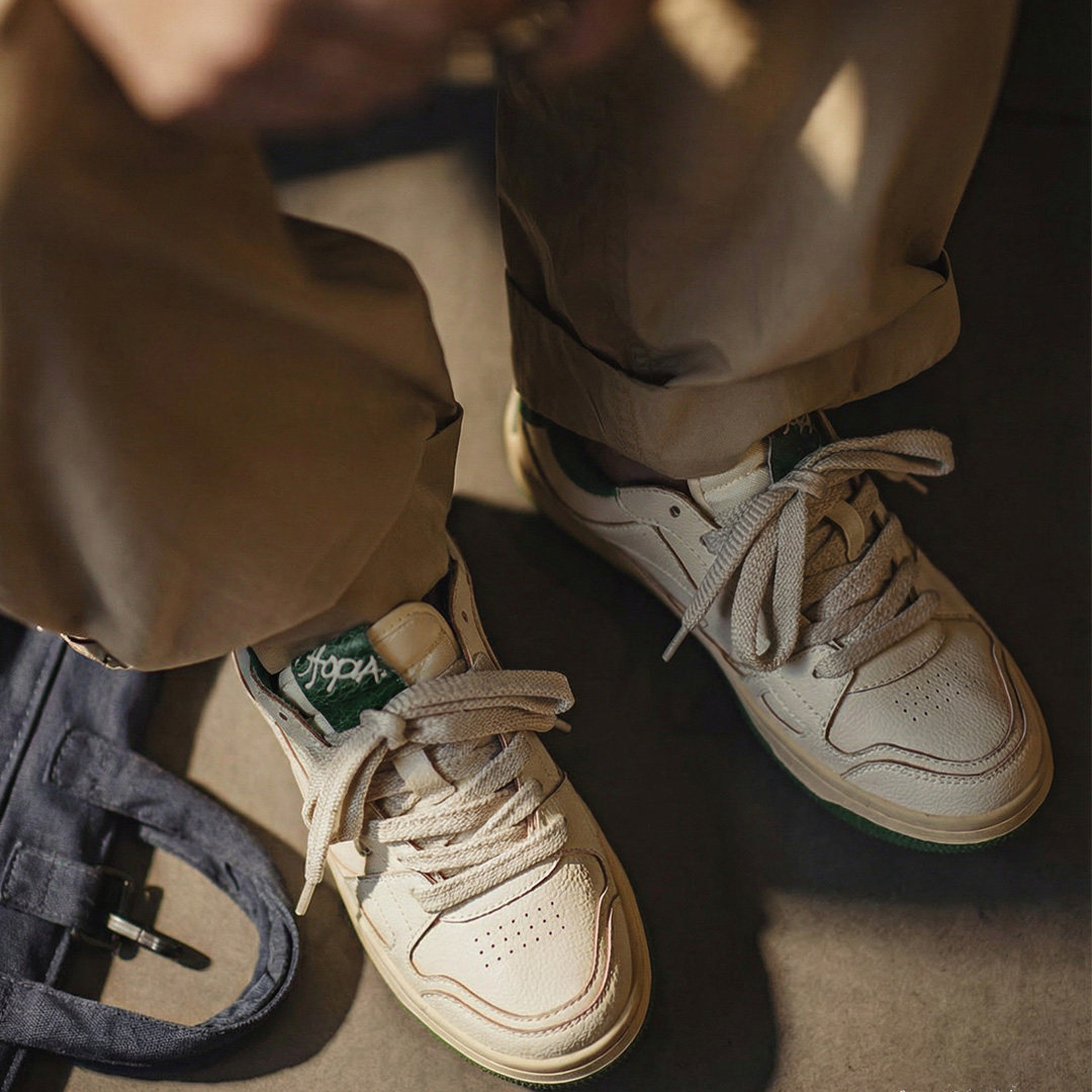 烏托邦休閒復古板鞋男2026新款百搭高級感軟底低幫潮鞋小白鞋