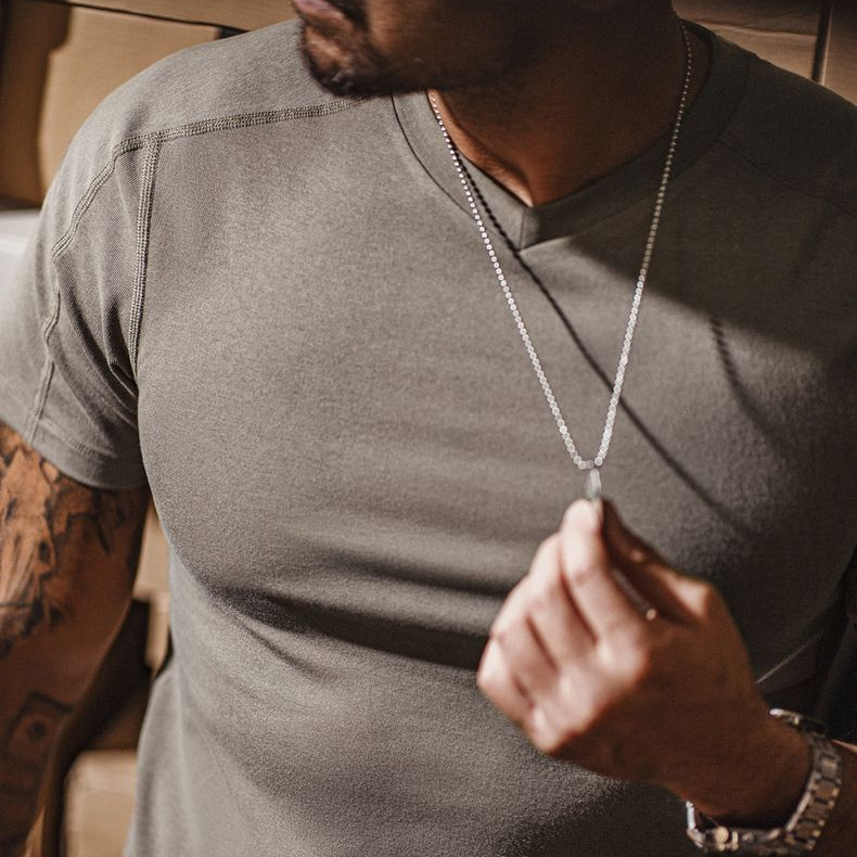 美式萊賽爾涼感T恤收袖口黑色速幹健身衣v領修身短袖男夏