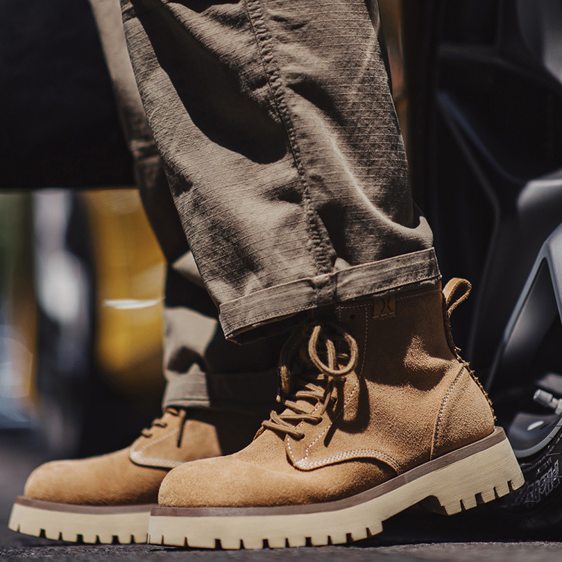 2025年秋冬新款男士中幫真牛皮馬丁靴厚底美式復古休閒工裝靴