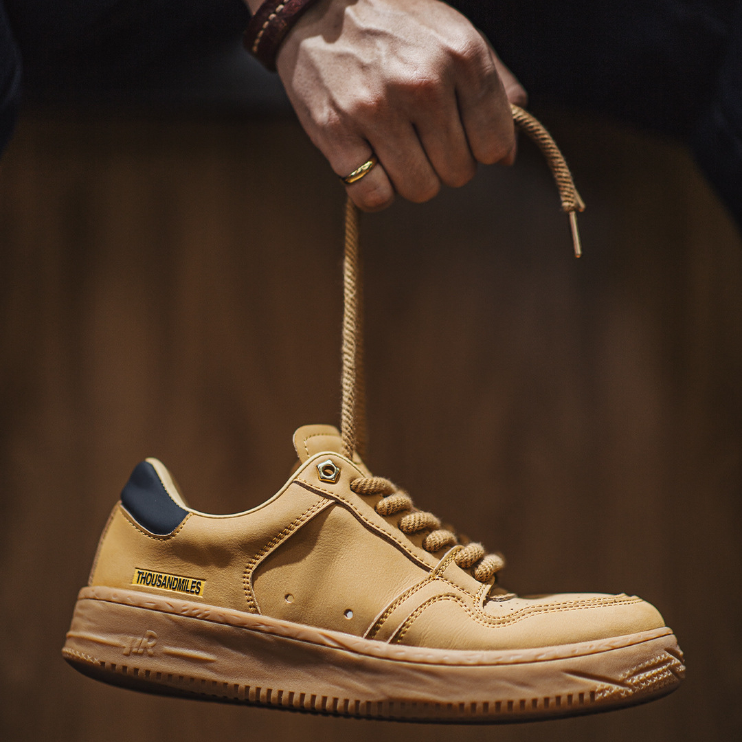 工裝鞋男士冬季新款低幫厚底大黃靴輕便軟底美式復古休閒板鞋