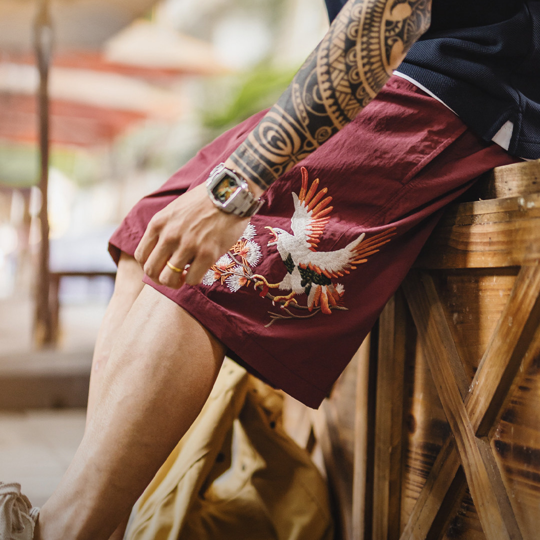 美式橫須賀刺繡短褲寬鬆紅色塔絲隆沙灘薄款五分褲男夏季