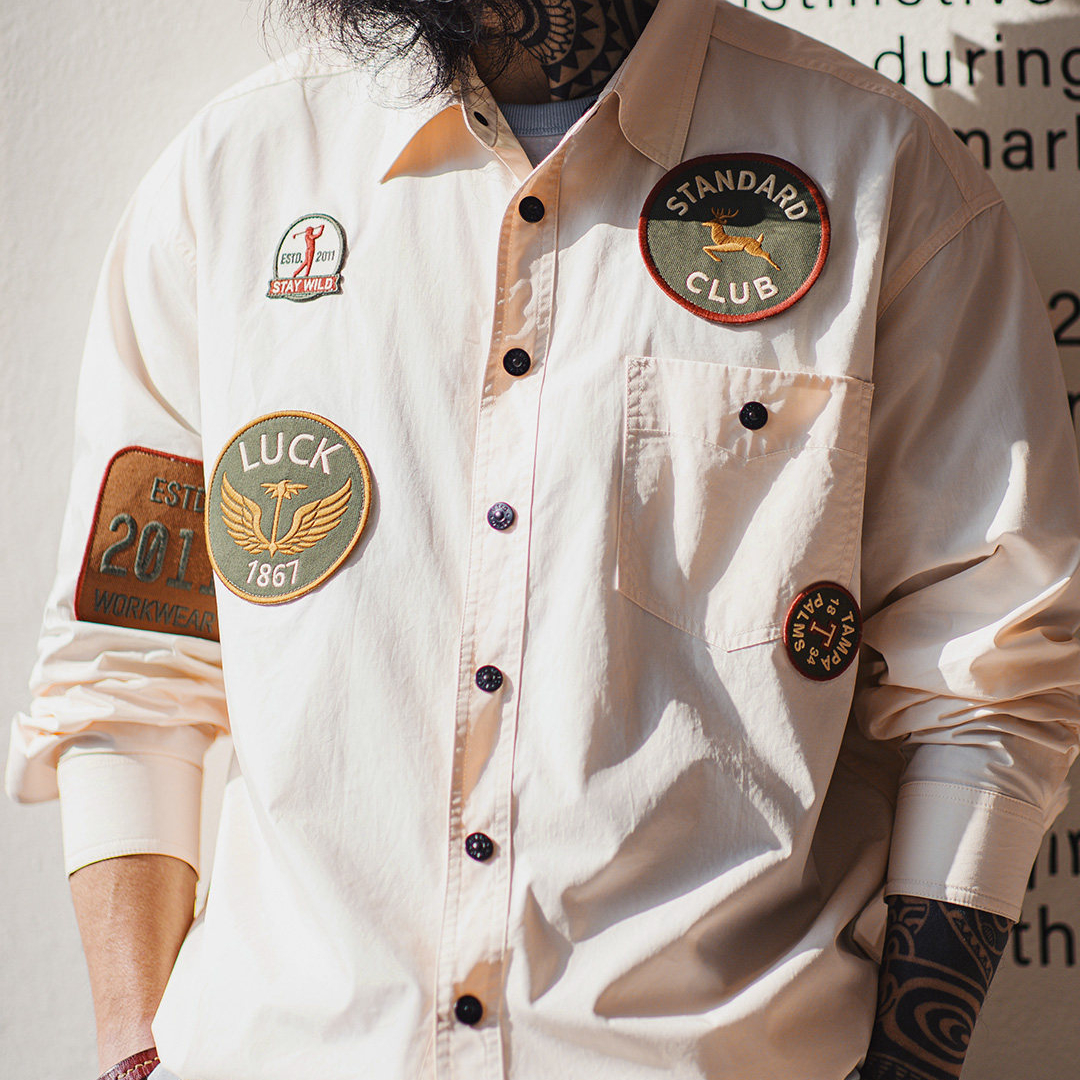 美式章仔刺繡長袖襯衫外套薄款白色口袋拼接襯衣夾克男春