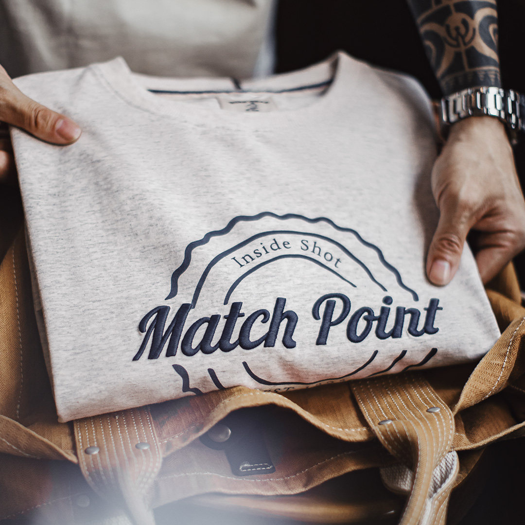 美式條紋刺繡圓領衛衣灰色薄款正肩無帽通勤長袖T恤男春