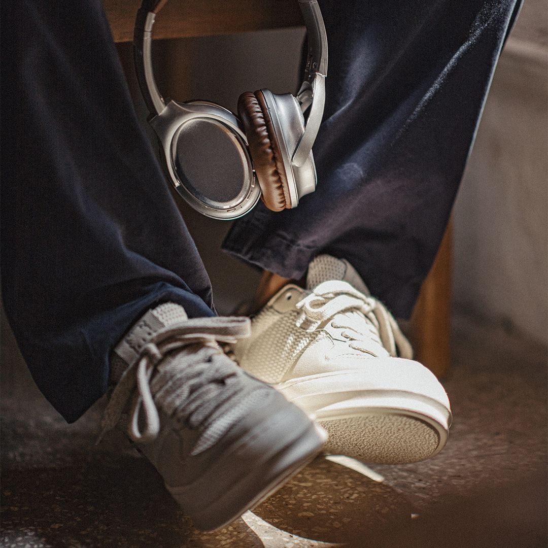 夏季男士新款厚底小白鞋低幫薄款網面透氣輕便百搭休閒板鞋子