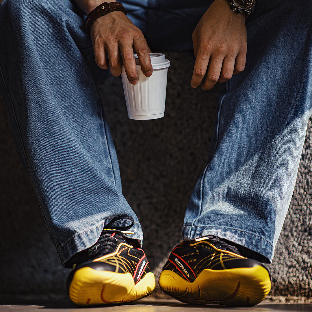 復古足球德訓鞋男春季新款翻蓋皮面黑黃色鞋子平底運動休閒鞋