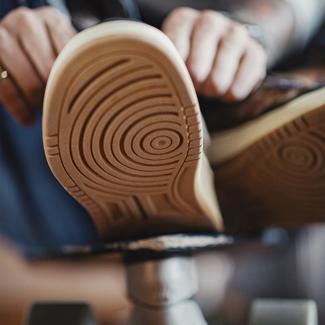 無境新款男士厚底增高山系板鞋機能風通勤鞋運動免系休閒鞋子