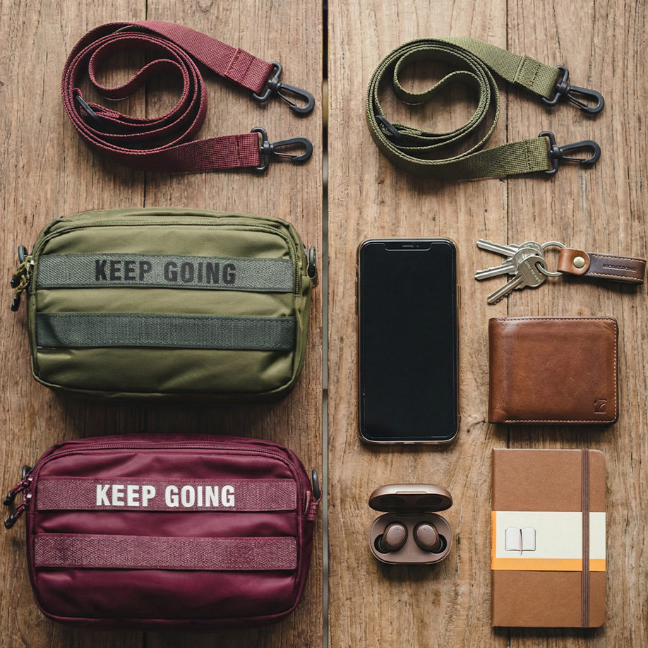 美式軍綠色斜跨小包隨行單肩通勤手提快速反應包包男款