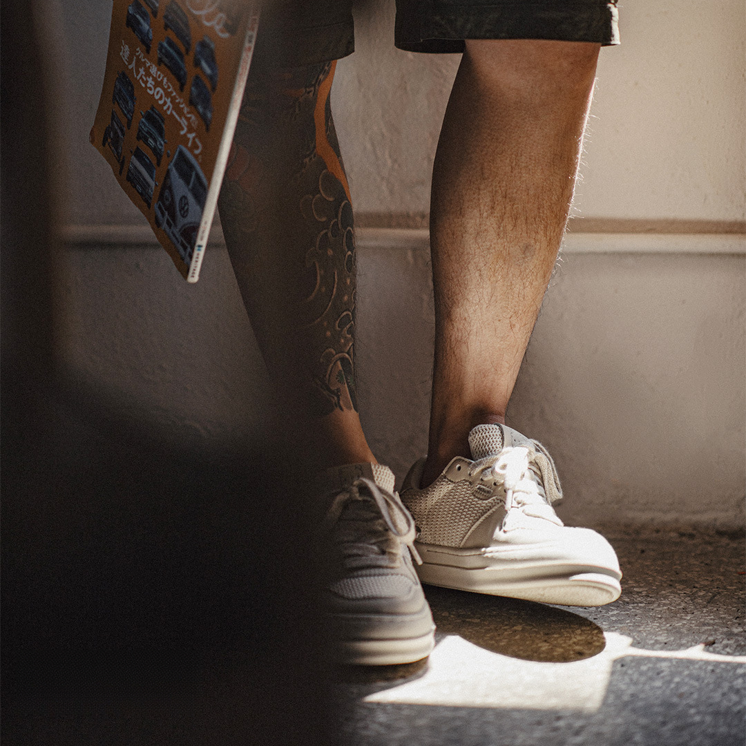 夏季男士新款厚底小白鞋低幫薄款網面透氣輕便百搭休閒板鞋子