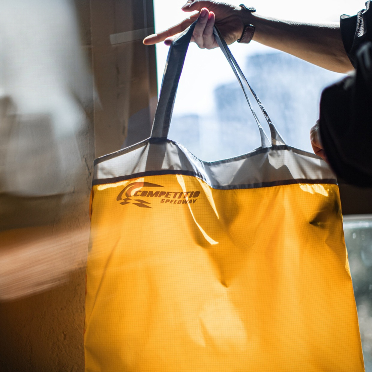 日系摺疊大容量托特包黃色超輕便尼龍戶外通勤旅行手提包