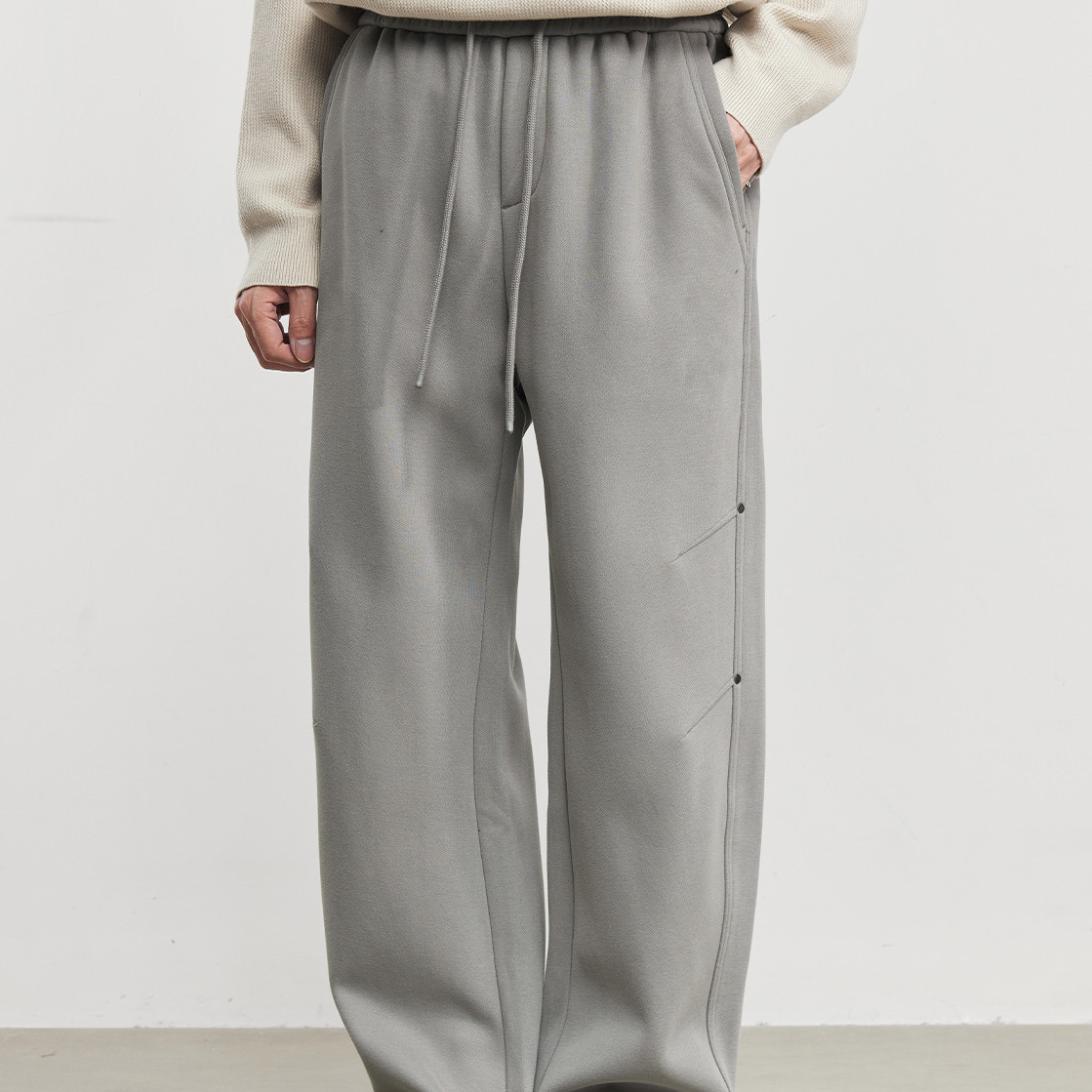 暖絨重磅加絨慕斯空氣棉廓形結構百搭休閒褲冬季抽繩衛褲