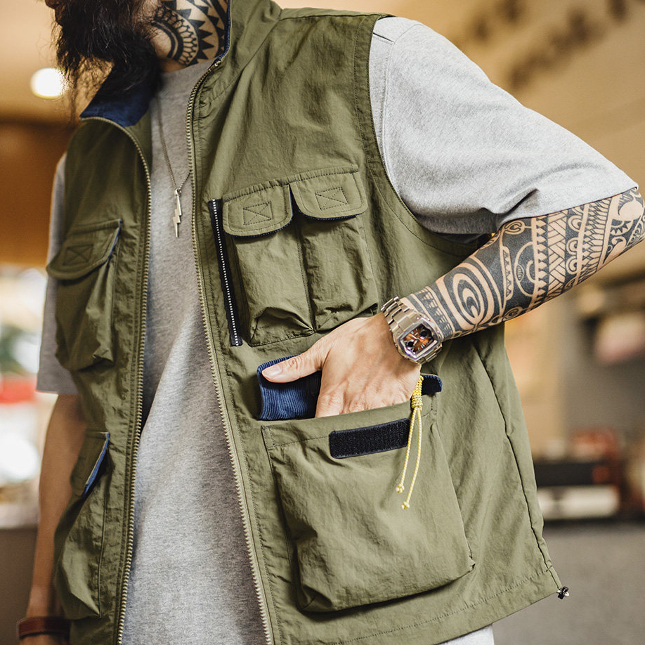 美式山系戶外馬甲軍綠色gorpcore輕薄背心徒步外套男款春