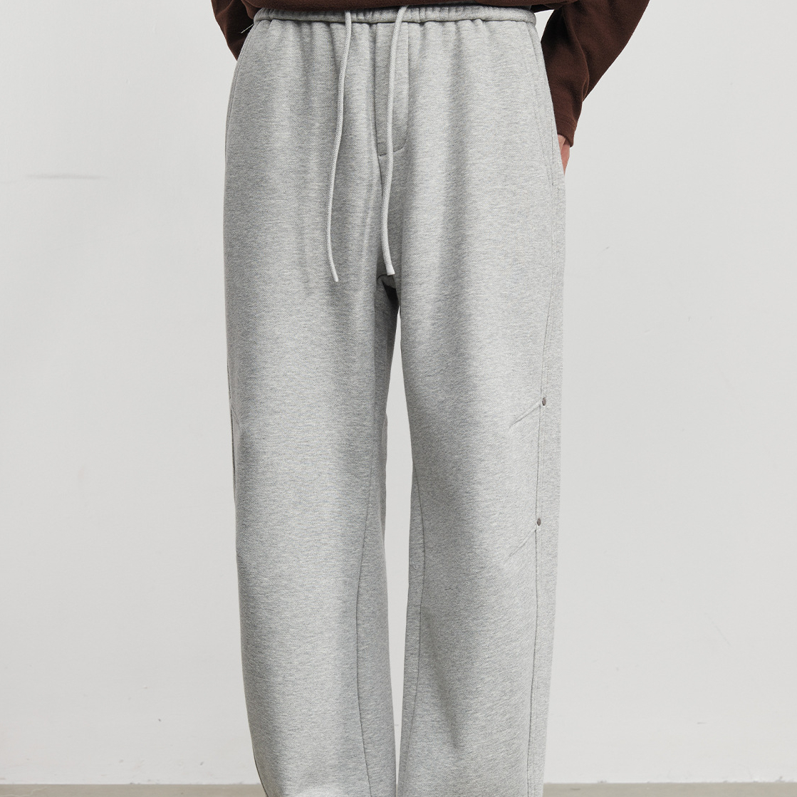 暖絨重磅加絨慕斯空氣棉廓形結構百搭休閒褲冬季抽繩衛褲