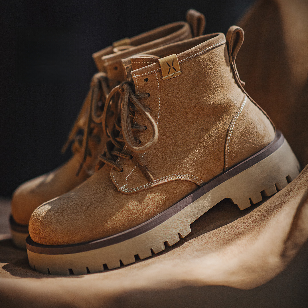 2025年秋冬新款男士中幫真牛皮馬丁靴厚底美式復古休閒工裝靴