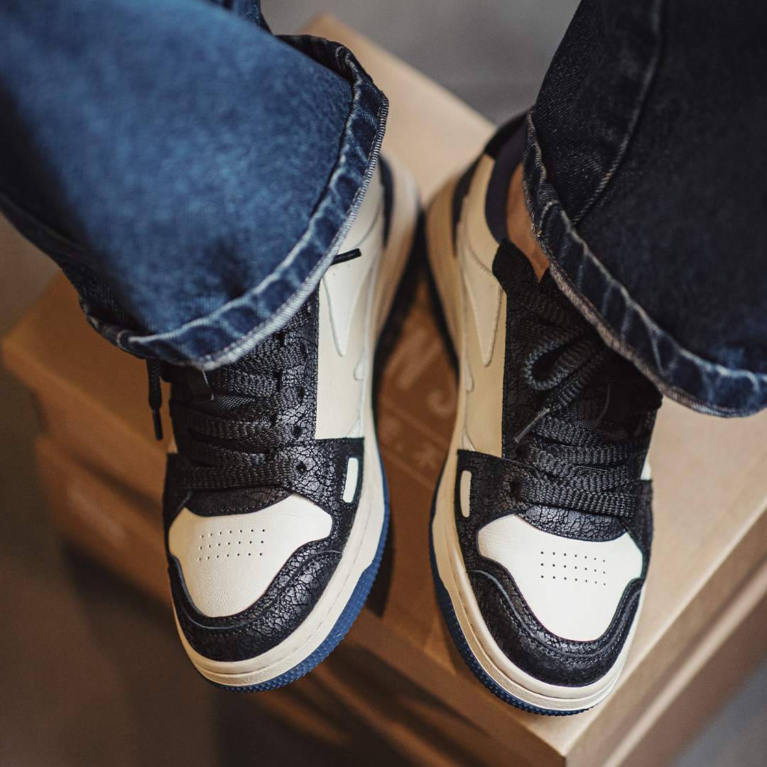 86滑板鞋男款2025新款復古低幫潮流百搭休閒鞋高街運動潮鞋子