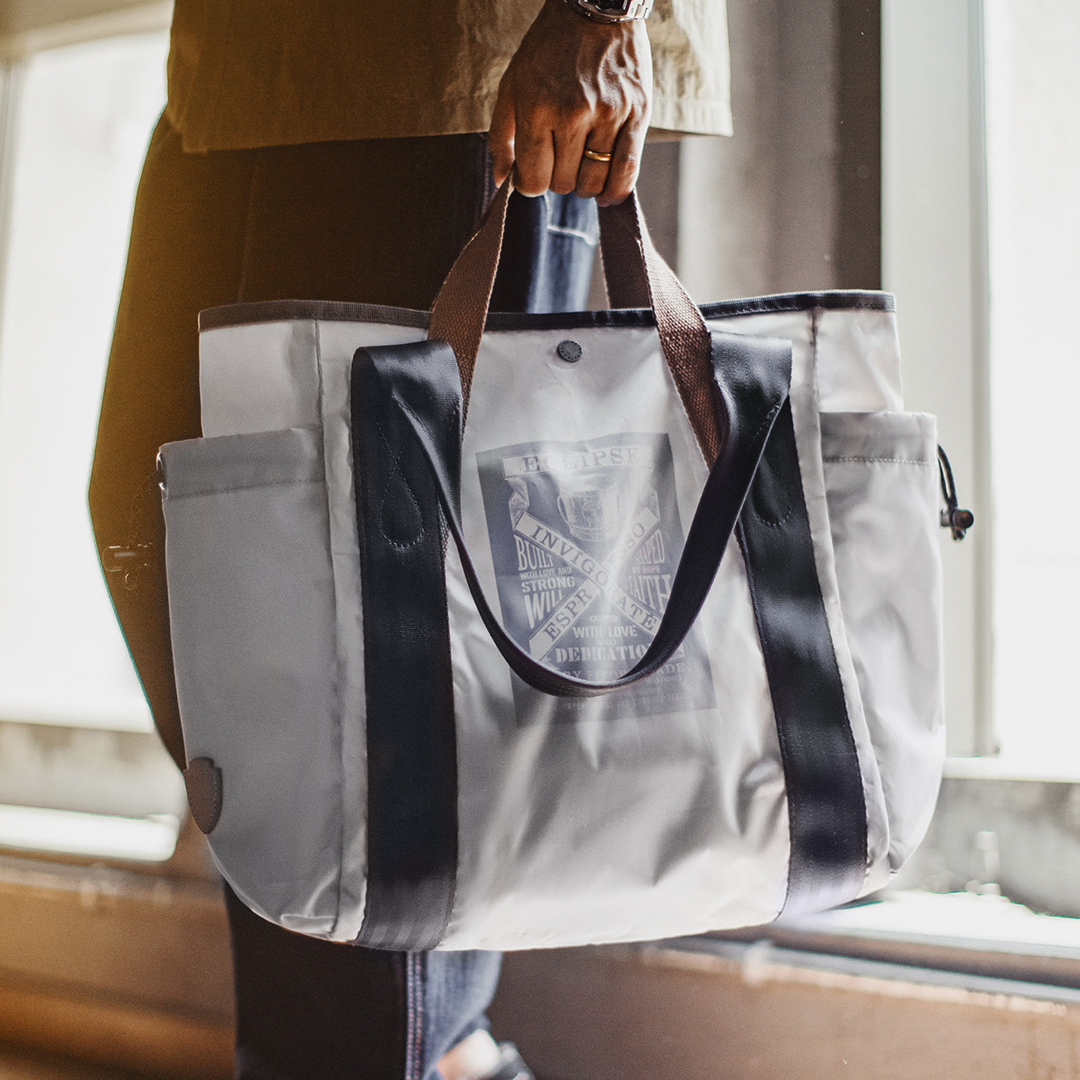 美式單肩包防水白色托特包大容量電腦包通勤百搭手提包男