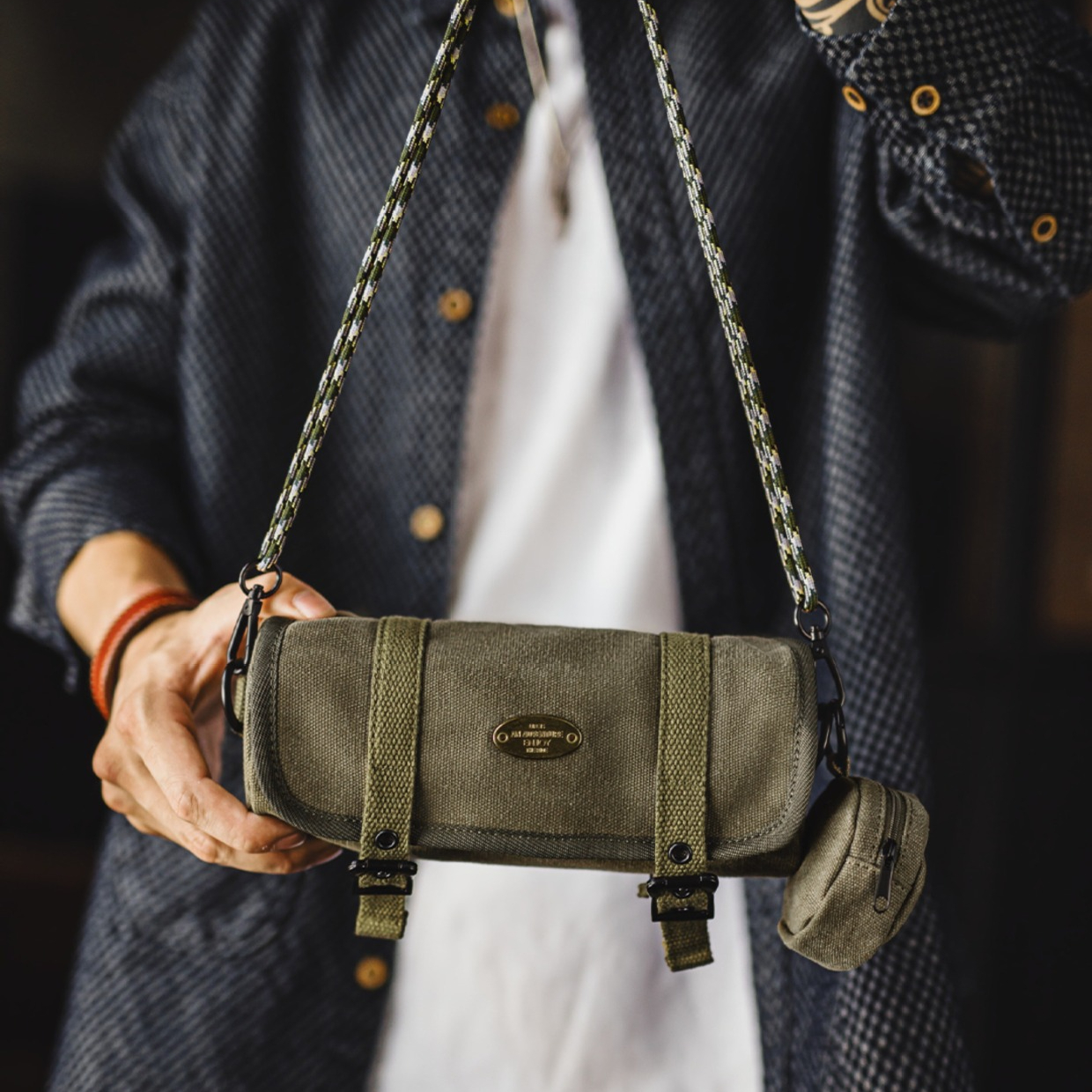 美式復古帆布圓筒包隨身包通勤小包斜跨包包子母零錢包男