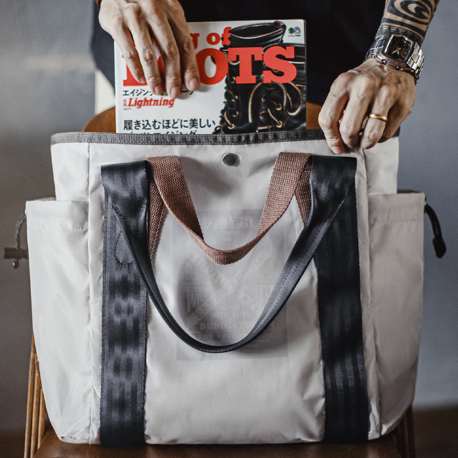 美式單肩包防水白色托特包大容量電腦包通勤百搭手提包男