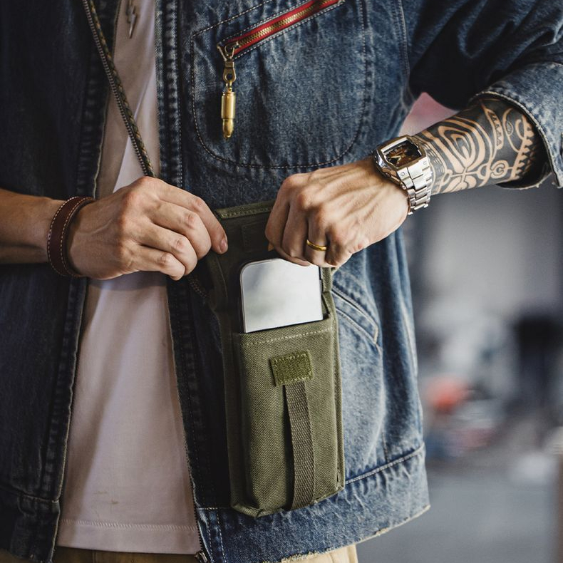 M-16軍綠色小挎包野戰小包休閒手機包單件斜挎包男便攜