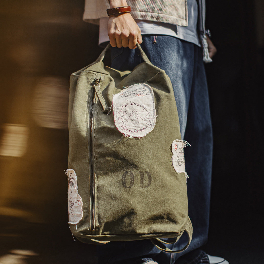 美式復古制式大容量電腦雙肩包旅行徒步通勤水桶揹包男款